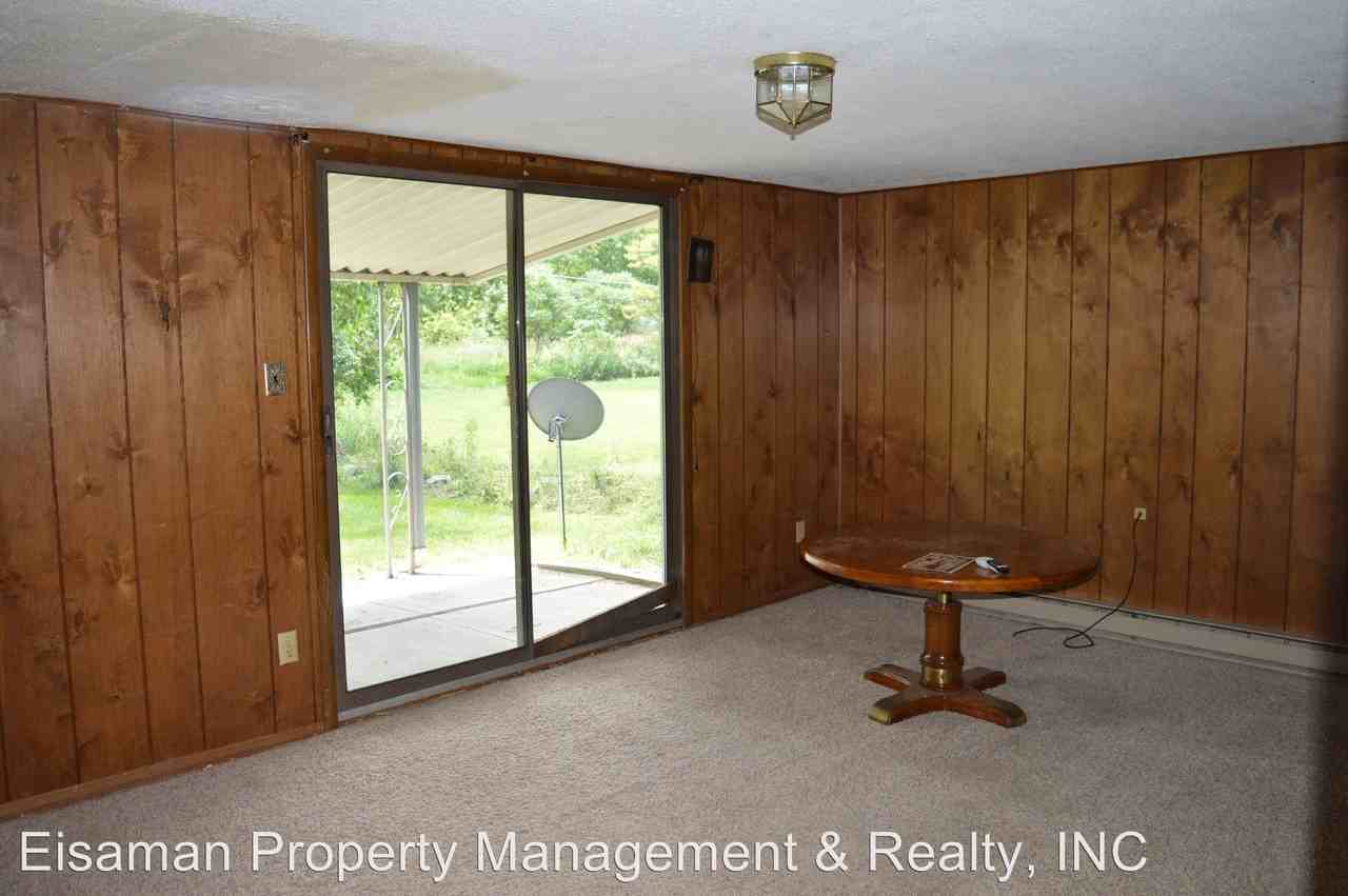 115 Miller Rd - Photo 2 of 10