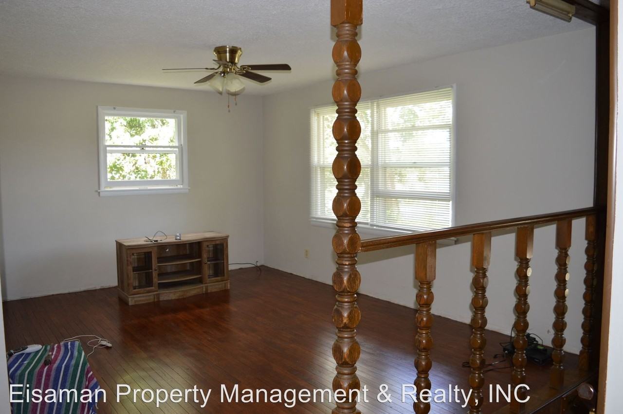 115 Miller Rd - Photo 3 of 10