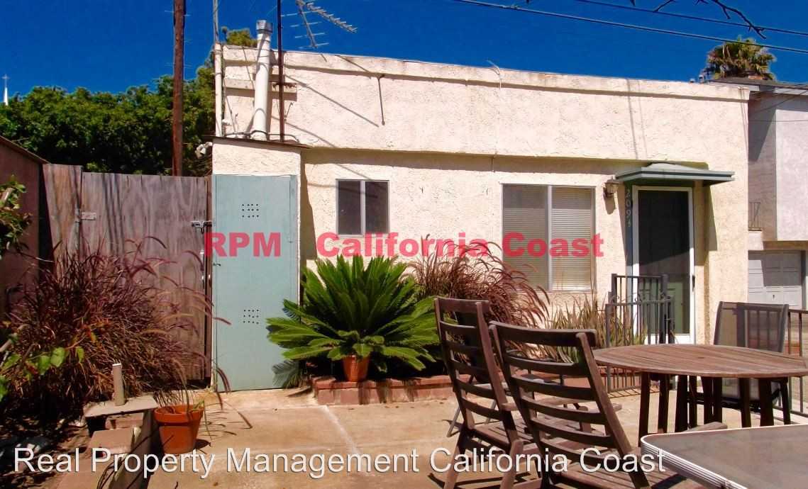 209 Richmond Street - Photo 2 of 5