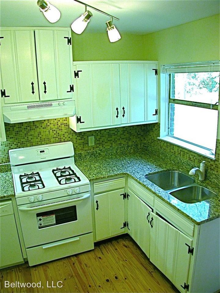 1342 Benteen Way SE - Photo 2 of 4
