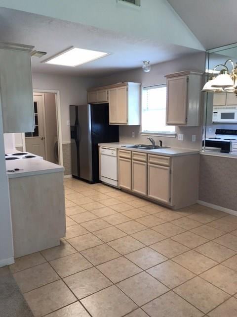 7890 Jill Ln - Photo 3 of 16