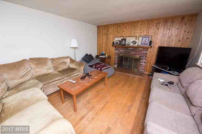 10505 Forest Ave - Photo 2 of 23