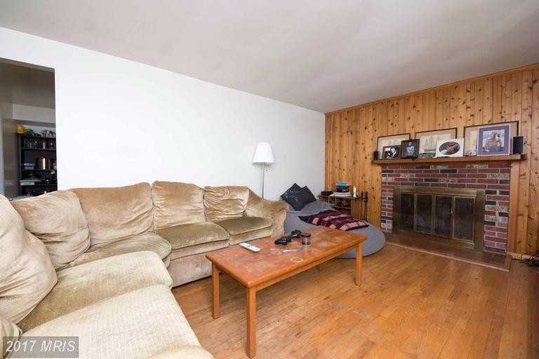 10505 Forest Ave - Photo 3 of 23