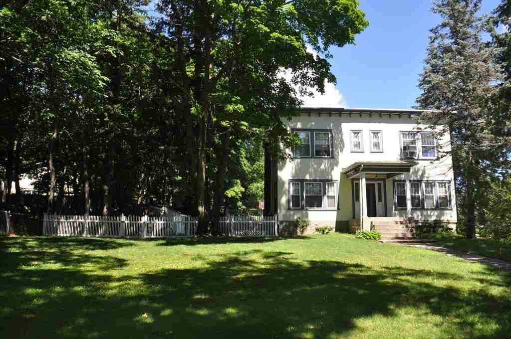 437 Washington St - Photo 2 of 23