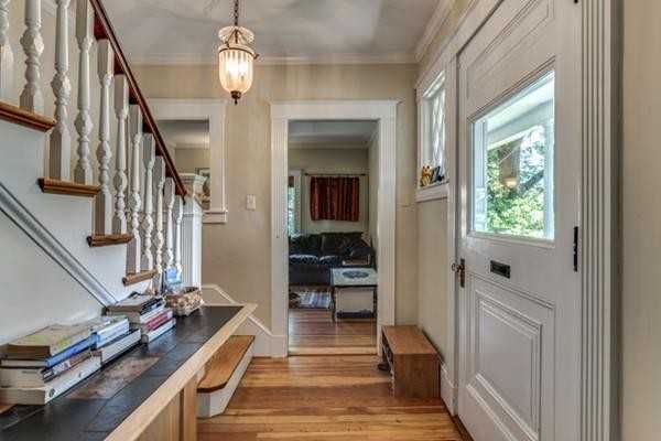 31 Lincoln St #1 - Photo 2 of 29