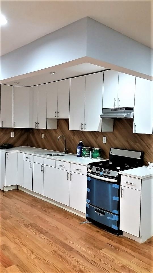 494 Marion Street #2