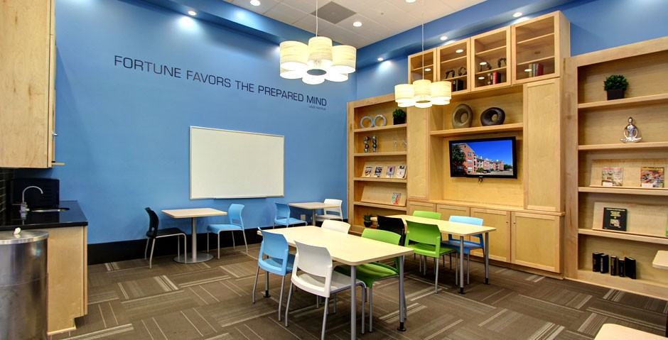 Lanesborough Apartments - Photo 5 of 51