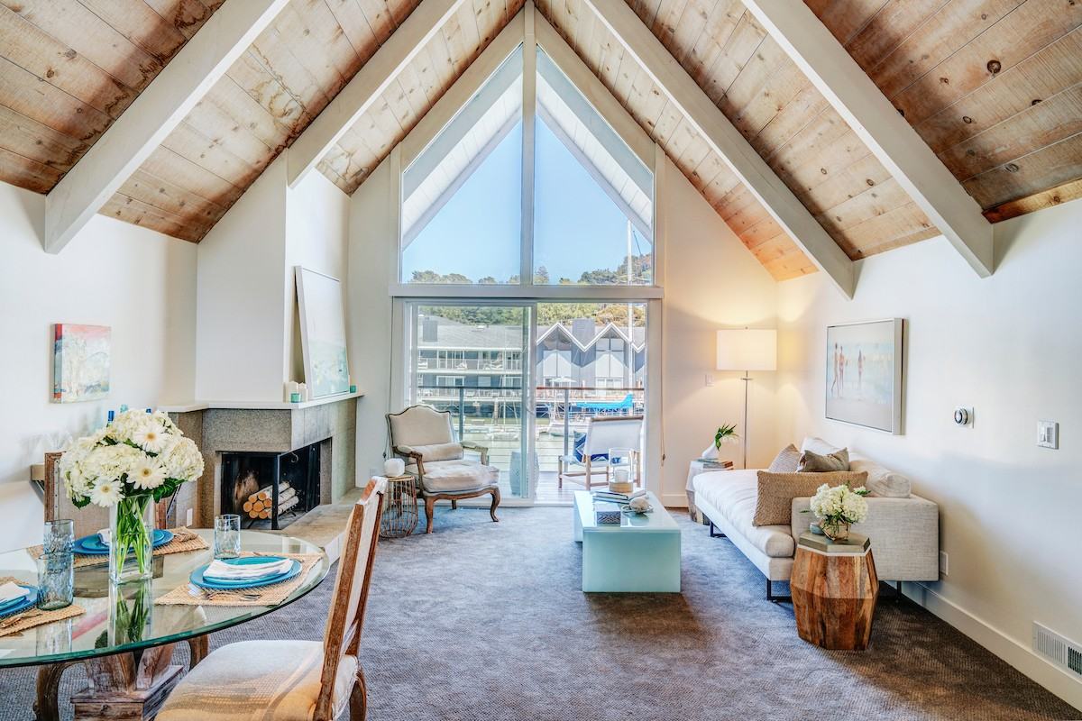 The Cove at Tiburon - Photo 2 of 53