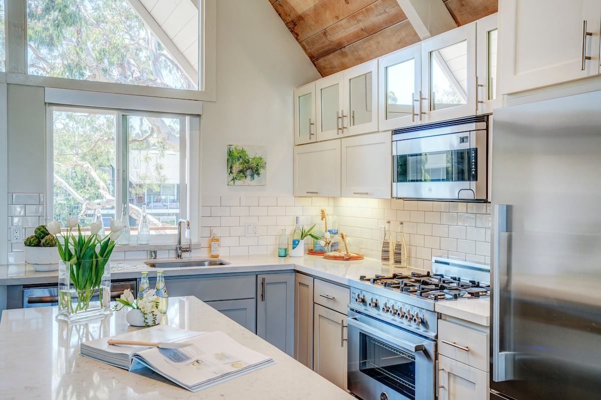 The Cove at Tiburon - Photo 4 of 53