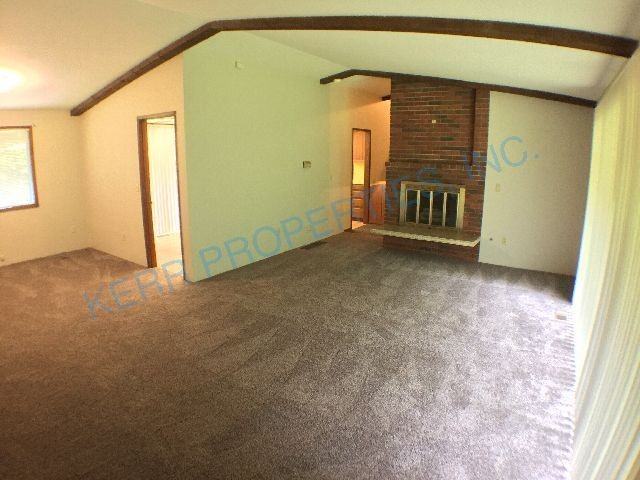 9101 SE Wooded Hills Ct - Photo 3 of 28