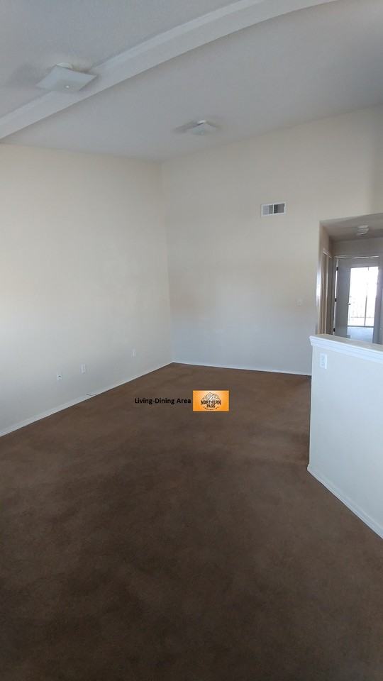 11034 Oasis Drive - Photo 3 of 19