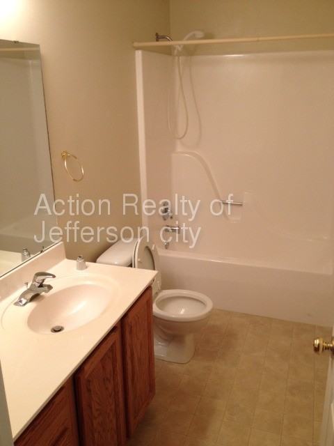 3928 Liverpool Dr - Photo 3 of 10