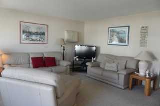 143 W Hampton Rd - Photo 3 of 10