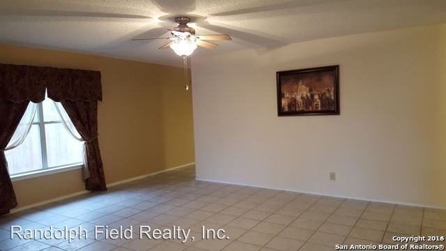 8003 Chestnut Manor Dr - Photo 2 of 14