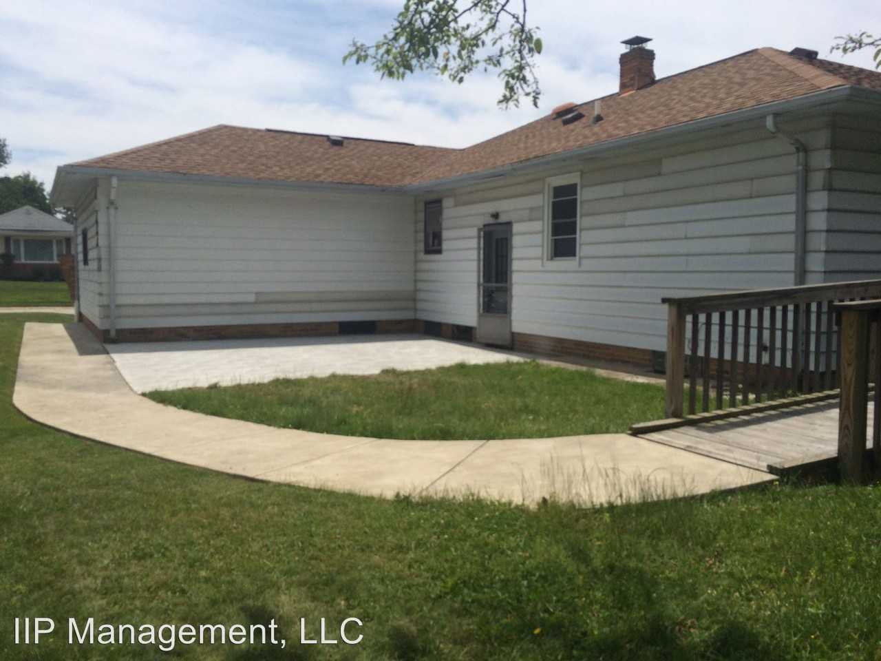 23653 Hillcroft Dr - Photo 2 of 18