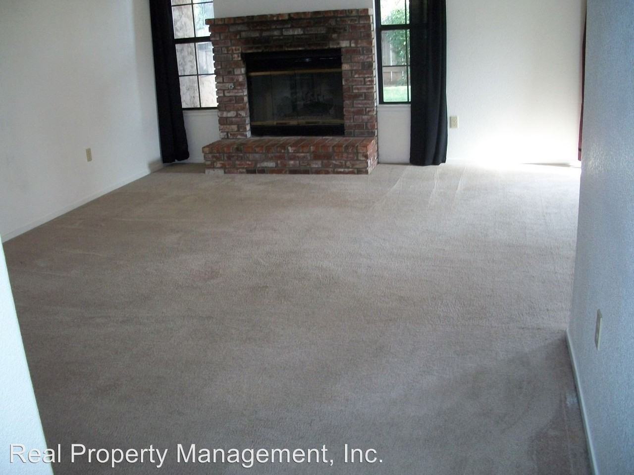 3697 Sunwood Dr - Photo 2 of 3