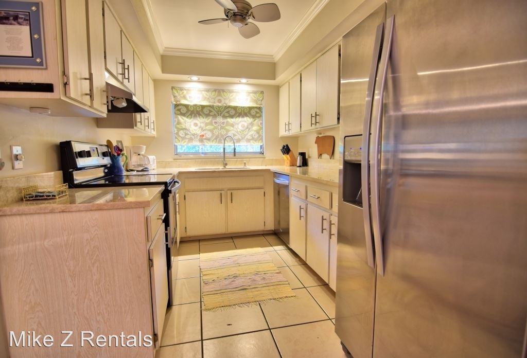 4826 West Blvd - Photo 2 of 11