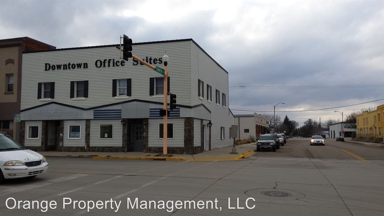 221 and 223 1St Ave N; 101 1/2 3rd St NW - Photo 3 of 10