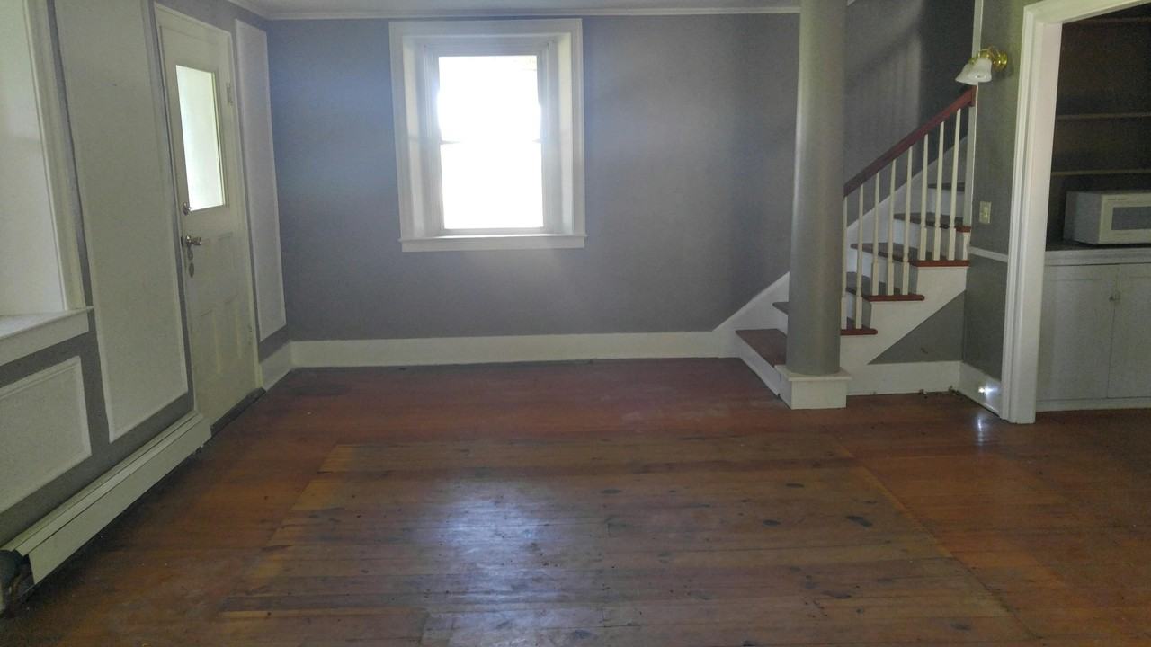 7955 Victor Mendon Rd - Photo 2 of 8