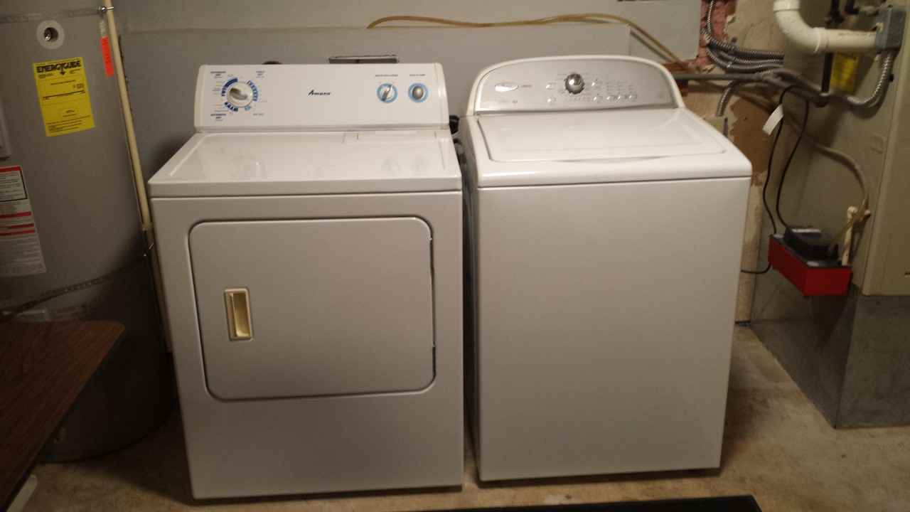 470 NE Paropa Way - Photo 2 of 12