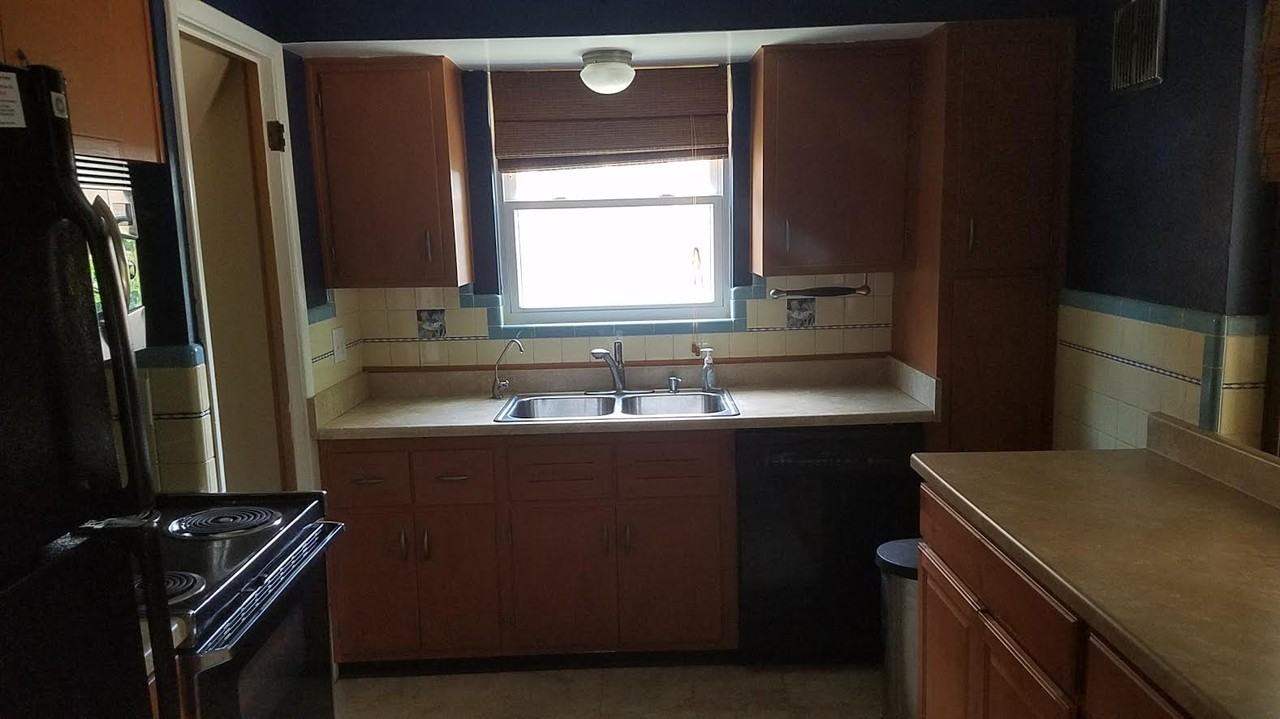 3719 Matson Ave - Photo 3 of 14