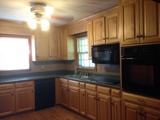 109 Trenton Rd - Photo 2 of 10