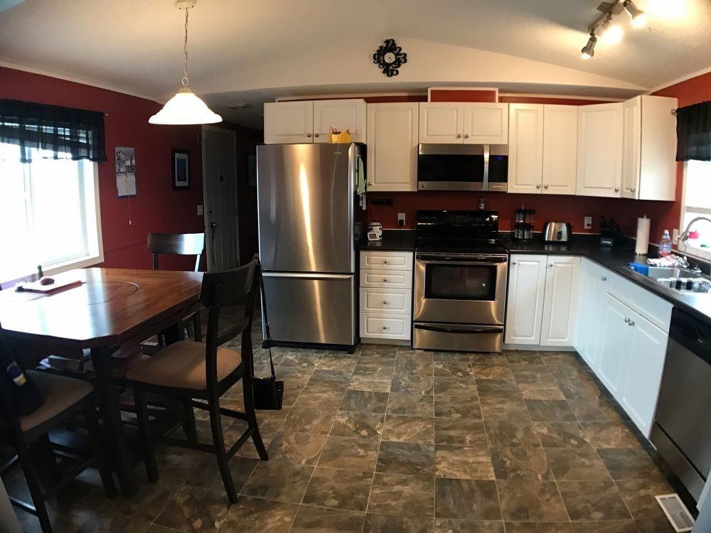 140 Hoehne Street - Photo 3 of 18