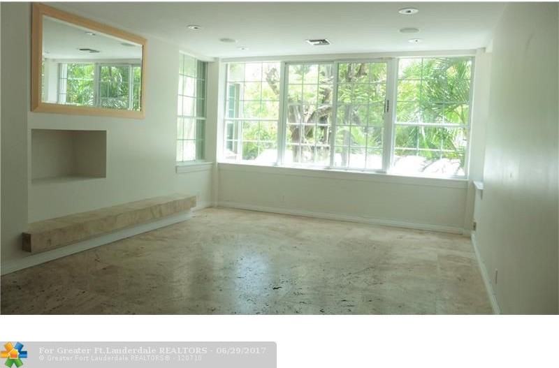 1215 SW 4th St #1215 - Photo 3 of 30
