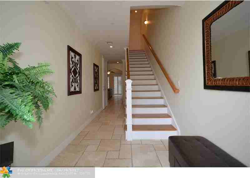 1047 S Riverside Dr #1047 - Photo 3 of 35