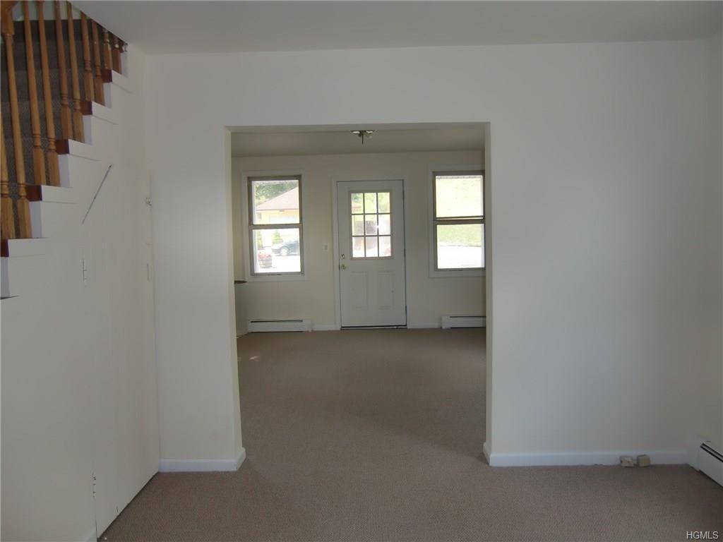 252 Orange Turnpike - Photo 2 of 16