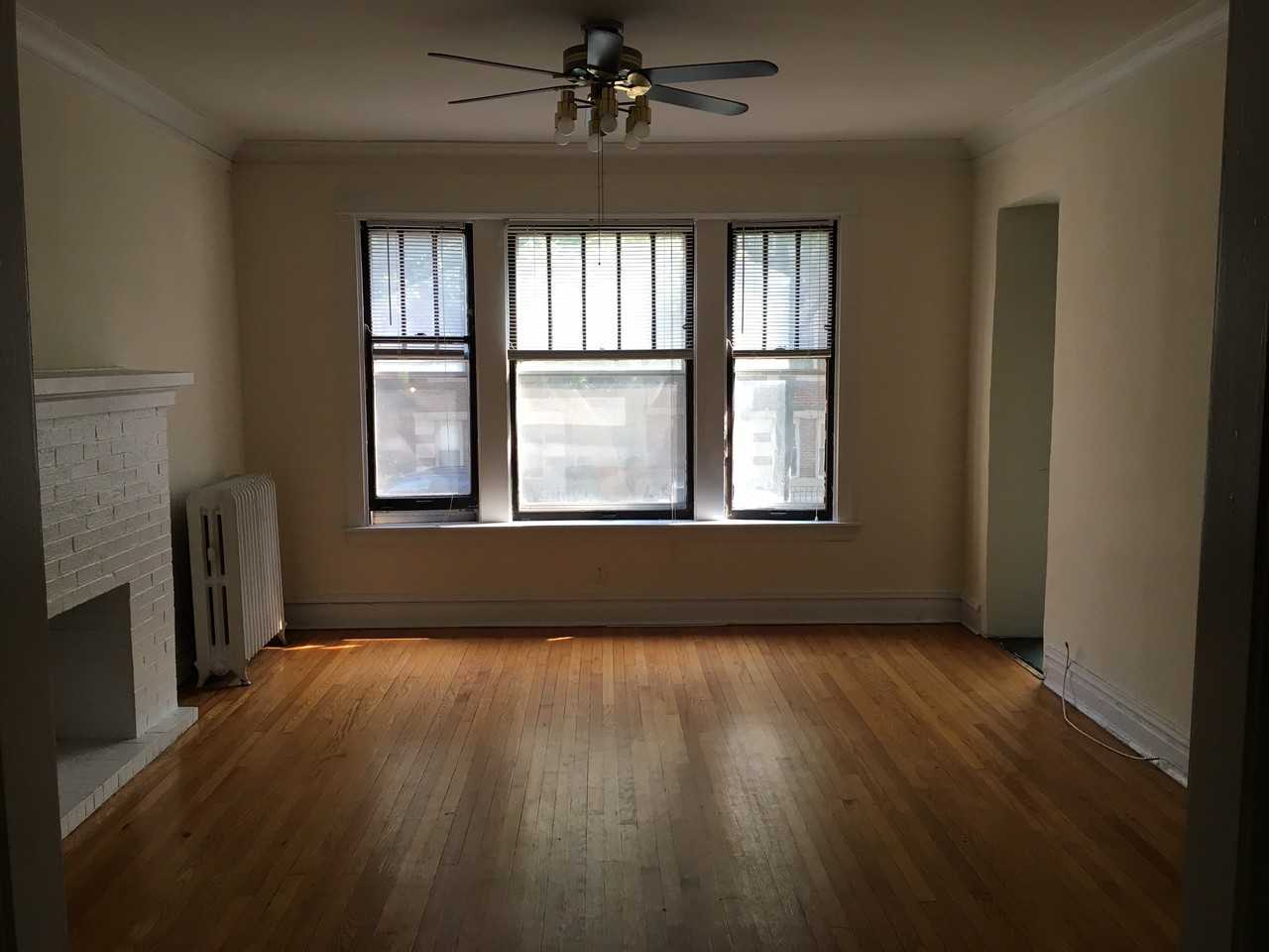 Rosemont - Photo 2 of 9