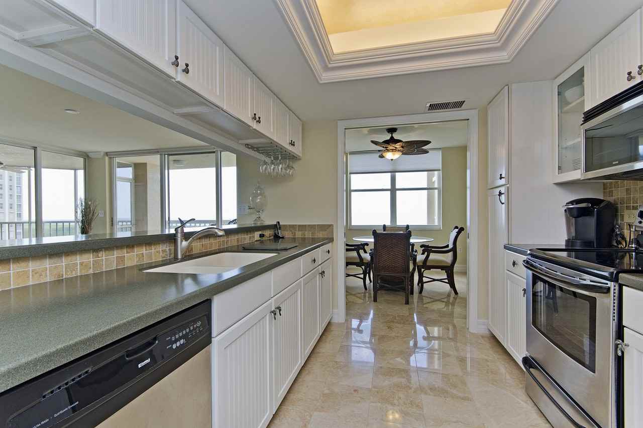 6585 Nicholas Blvd #1402 - Photo 3 of 8