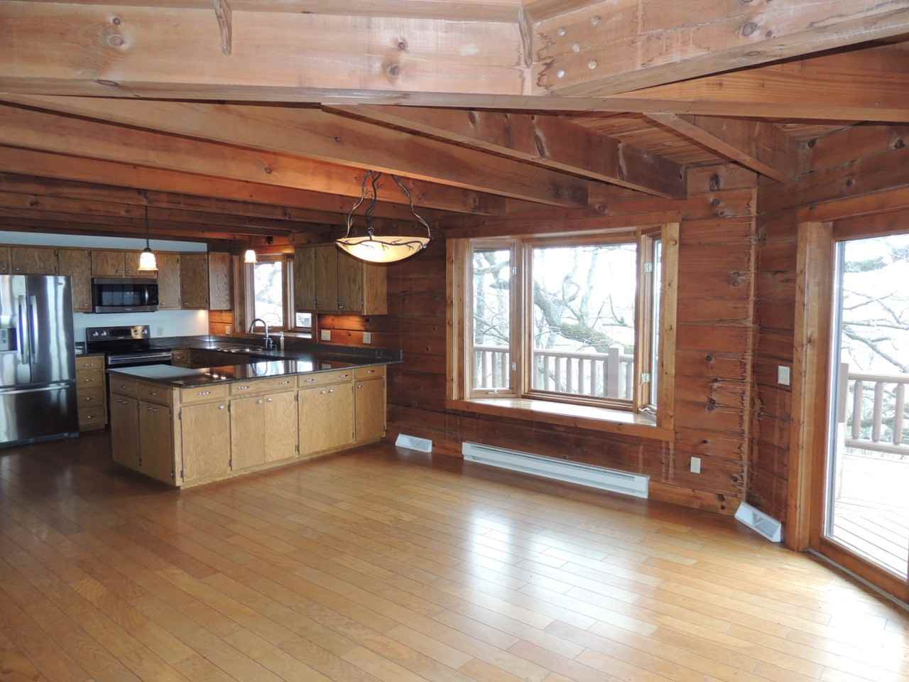 518 S Mapes Dr - Photo 3 of 13