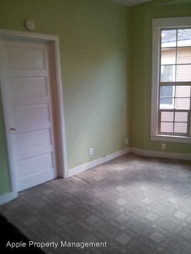 506 17th Ave East - Photo 3 of 7