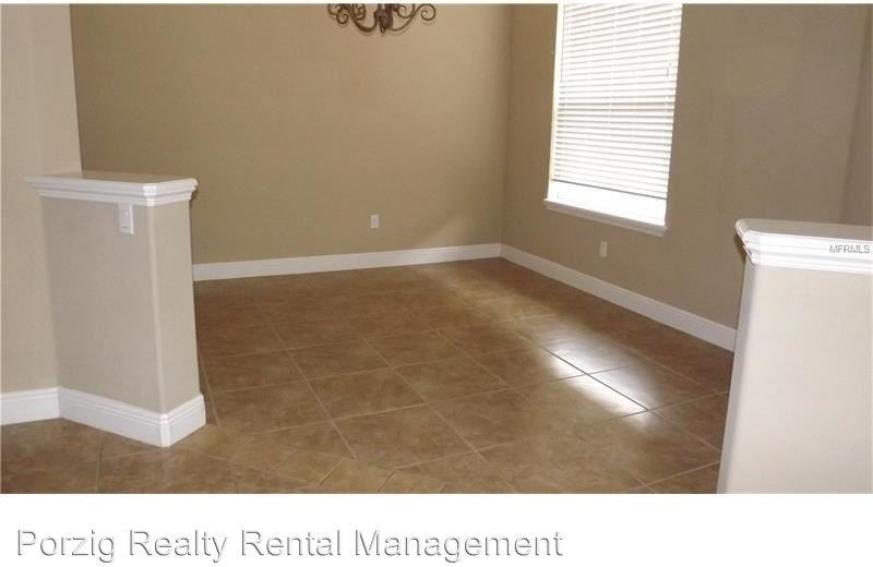 211 Lamonte Pointe Cir - Photo 3 of 9