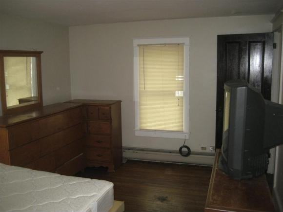 26 Willow St - Photo 2 of 10