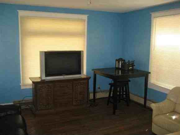 26 Willow St - Photo 3 of 10