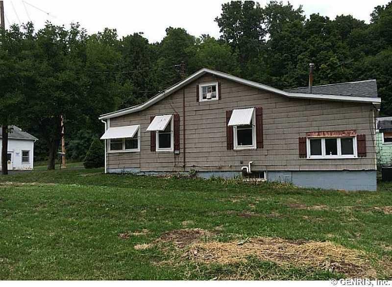 336 Spring St - Photo 2 of 20