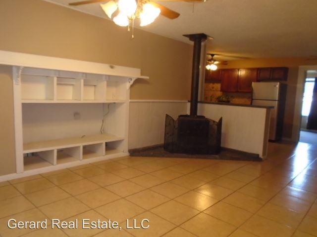 3241 Wenwood Rd - Photo 2 of 20