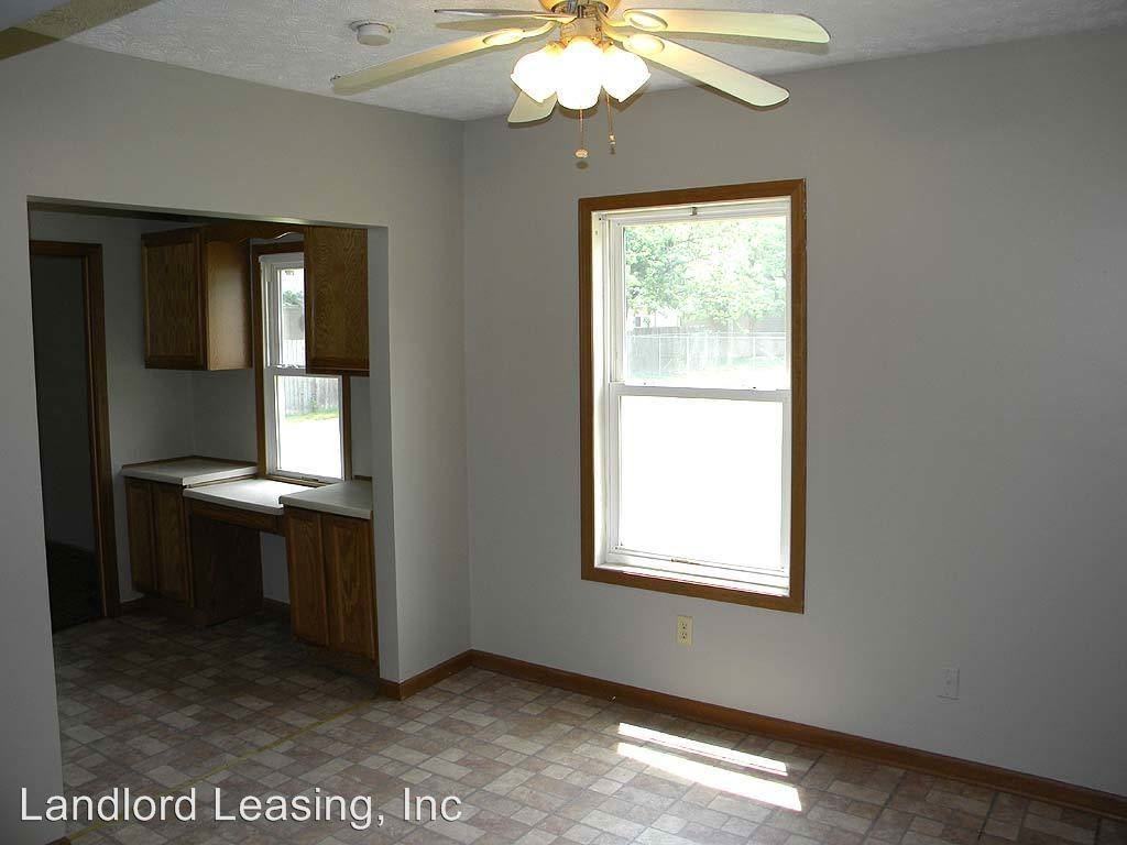 661 Grantwood Ave - Photo 3 of 11