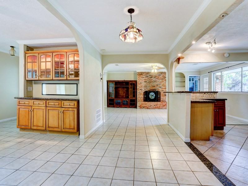 9214 Bronco Dr - Photo 2 of 22