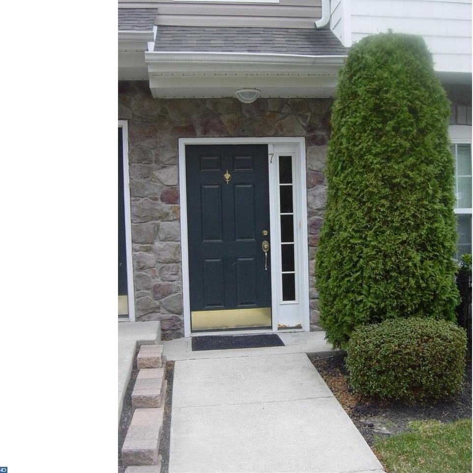 7 Teal Ct - Photo 2 of 13
