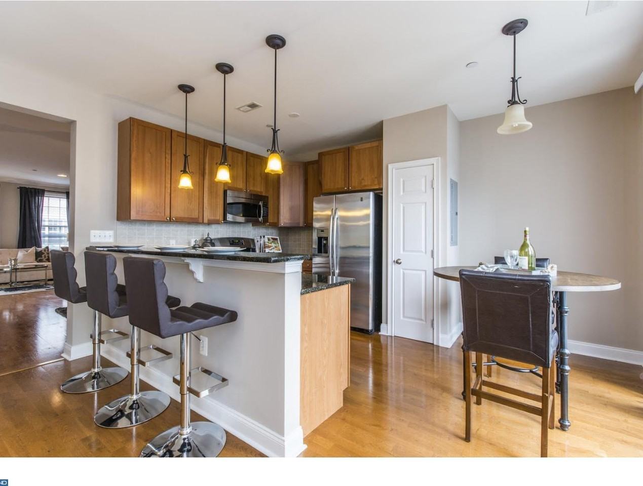 20 E Philadelphia Ave - Photo 2 of 22