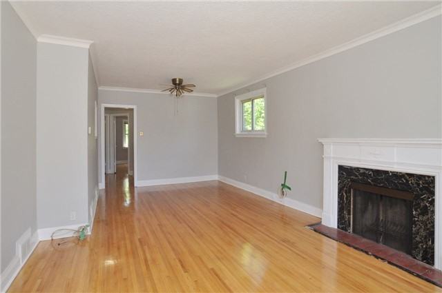 163 Cameron Avenue - Photo 2 of 10