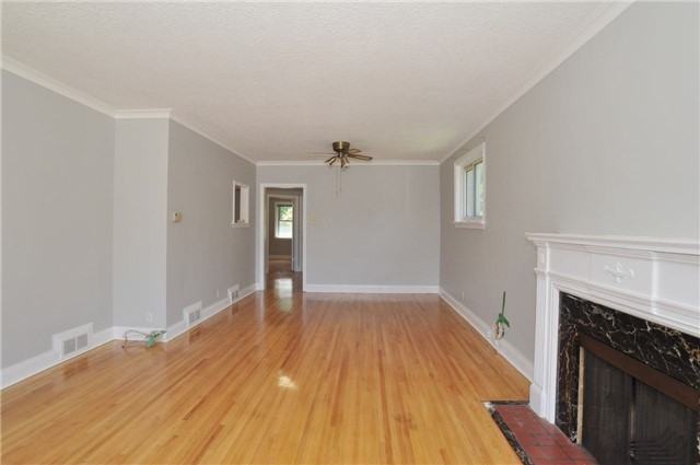 163 Cameron Avenue - Photo 3 of 10