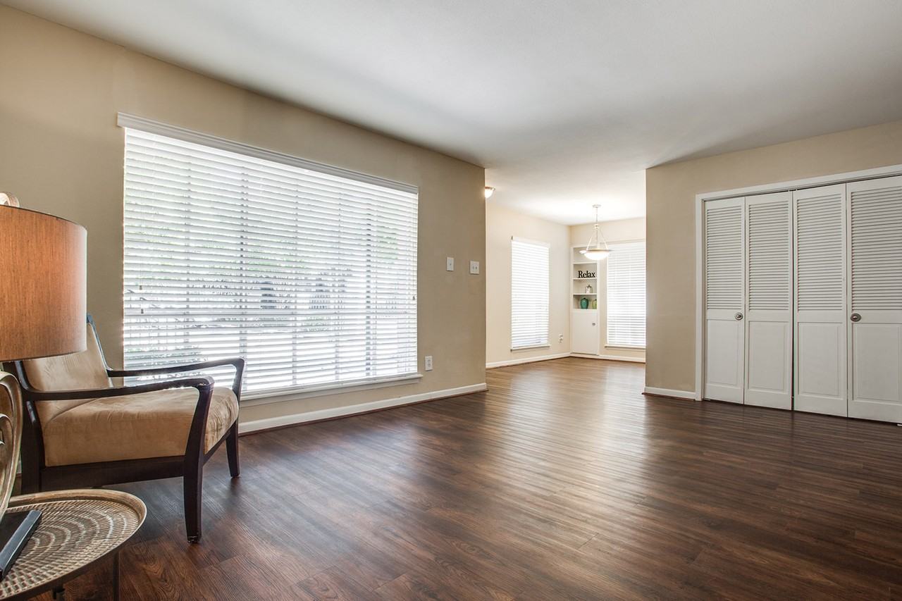 The Bordeaux - Photo 2 of 15