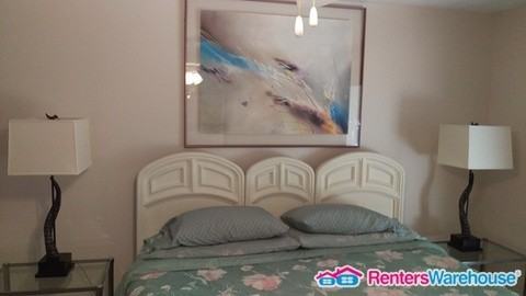 800 Lake Overlook - Photo 2 of 5