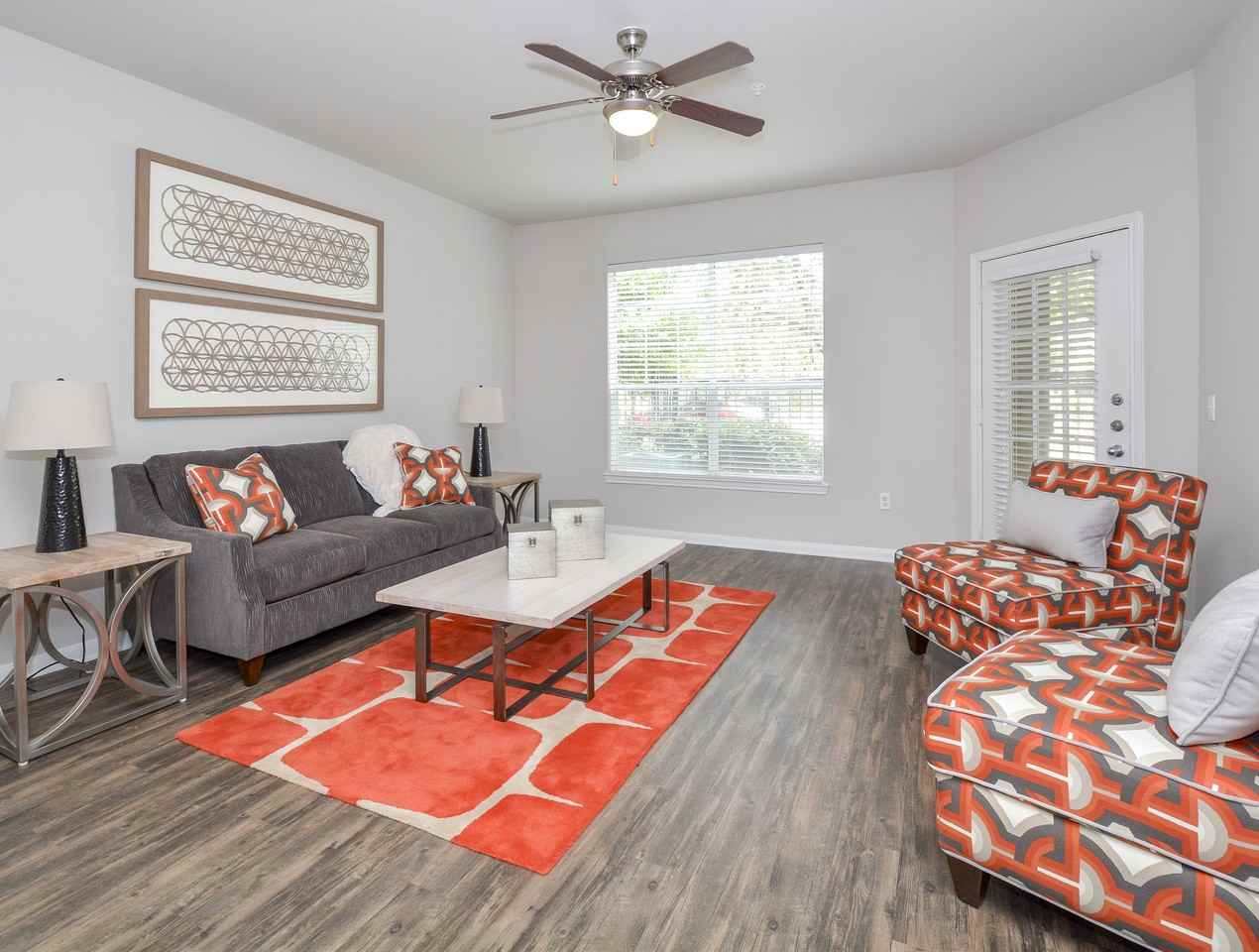 Villas at Hermann Park Apartments 6301 Almeda Road, Houston, TX 77021