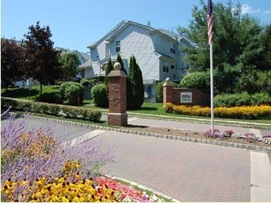 3510 Scenic Ct - Photo 2 of 39