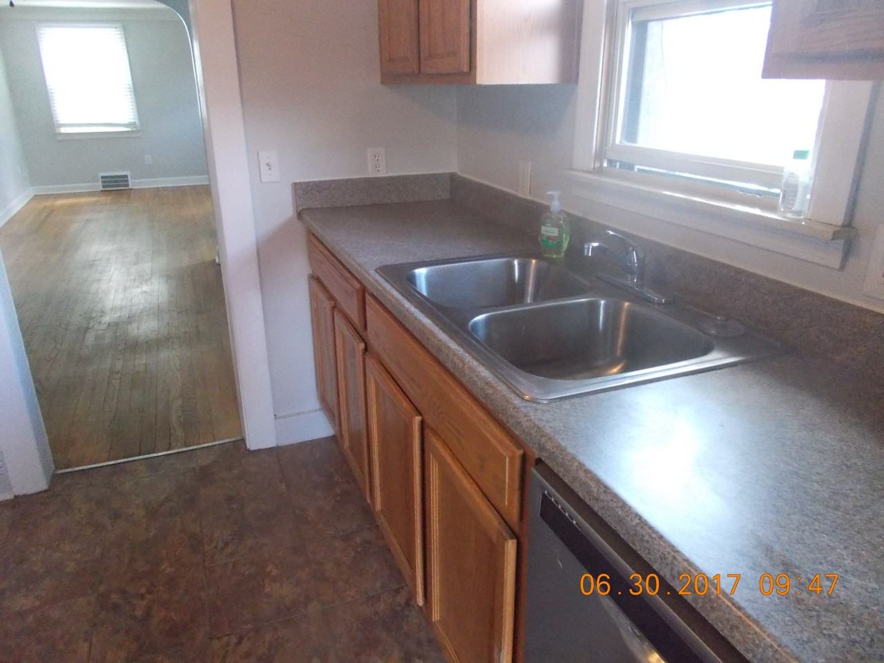 29 Florence St - Photo 3 of 19